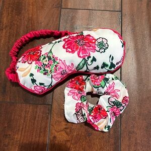 Lilly Pulitzer Sleep Mask & Hair Scrunchie Set Never Used